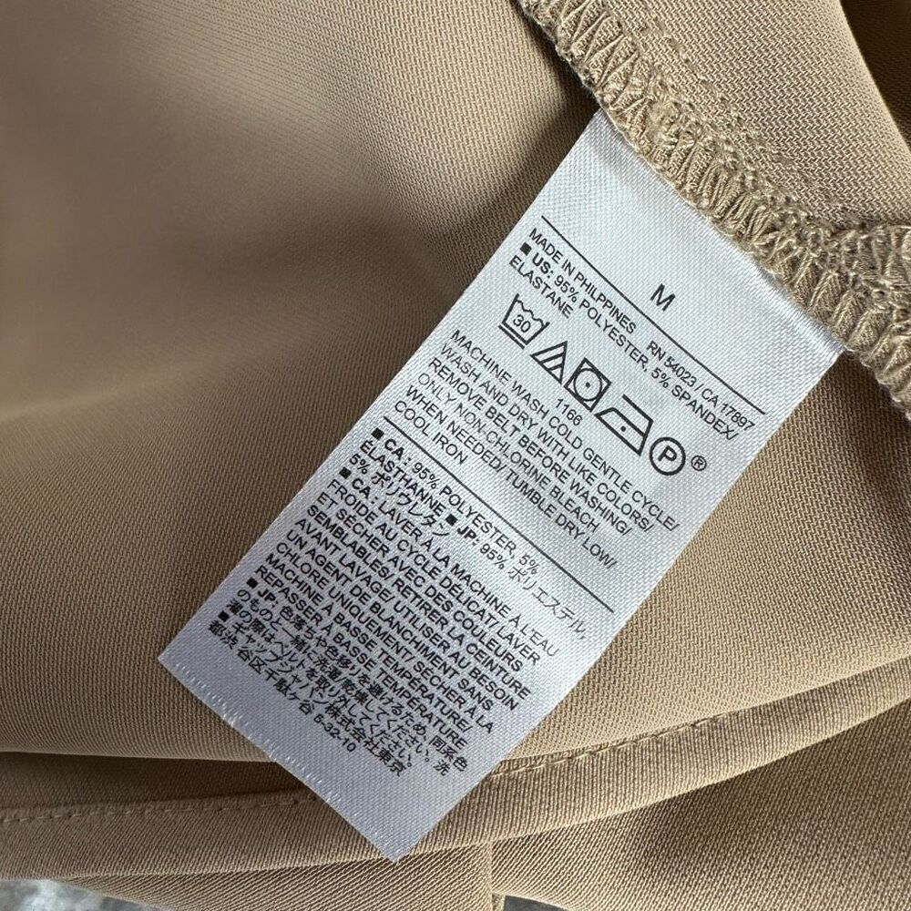 Banana Republic Barely Beige Button Front Balloon Sleeve Blouse w Belt NWT - Picture 9 of 10